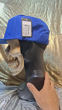 Cargar y reproducir el video en el visor de la galería, GOTHIC CAPS "G" ✨️ 🧢 🖋
