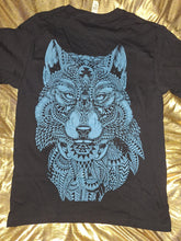 Cargar imagen en el visor de la galería, EL ESPÍRITU DEL LOBO 🐺
